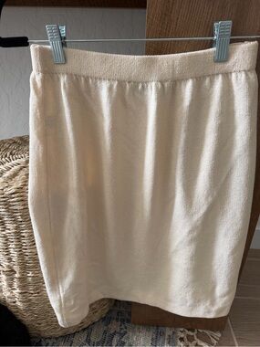 St. John Cream Knit Pencil Skirt